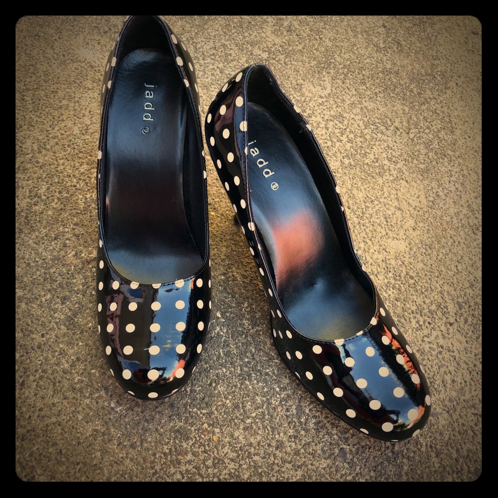 Jadd polka dot adorable heels!